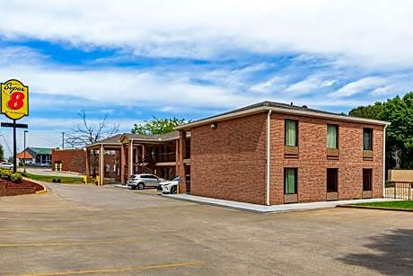 Super 8 by Wyndham Acworth/Atlanta Area
