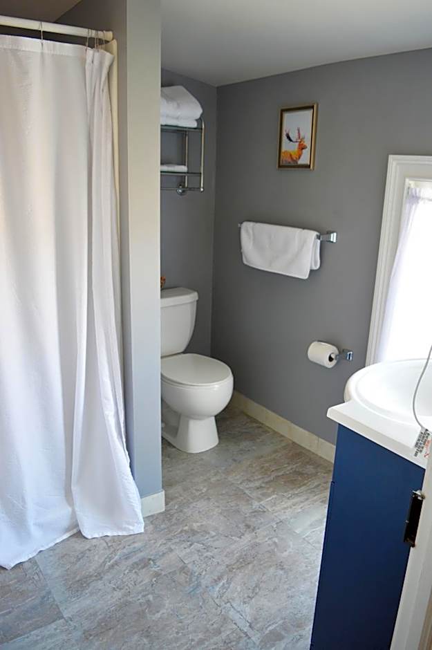 Mountain View Suites