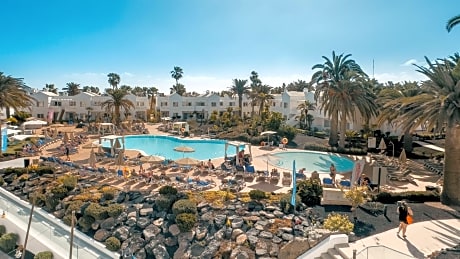 Labranda Corralejo Village