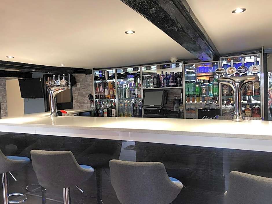 The Old Black Horse Inn