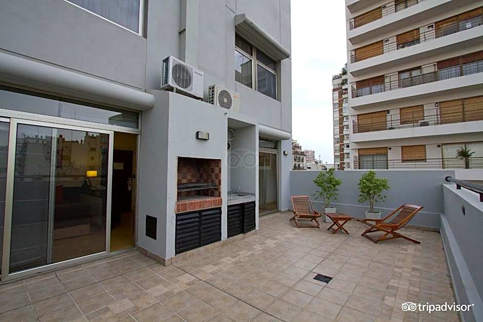 Recoleta Uriburu by Ayres