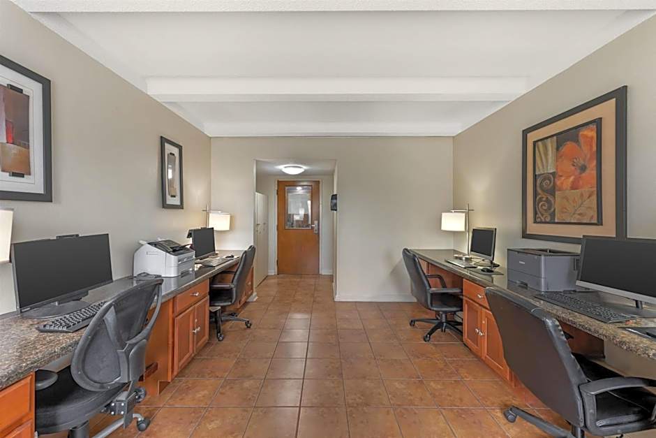 Best Western Plus Madison-Huntsville