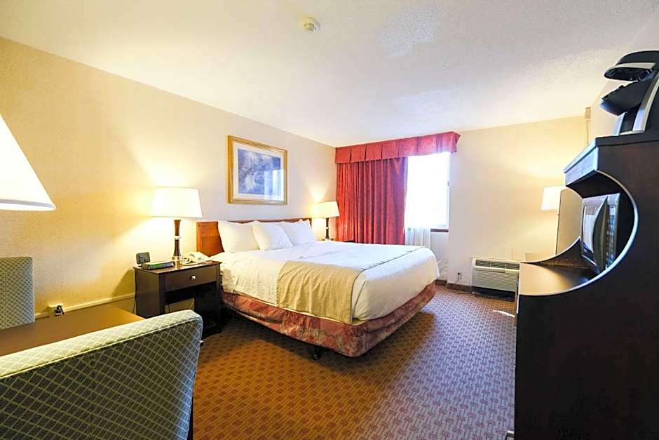 Fireside Inn & Suites Portland