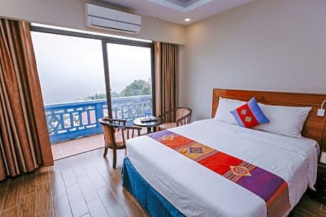 Holiday Sapa