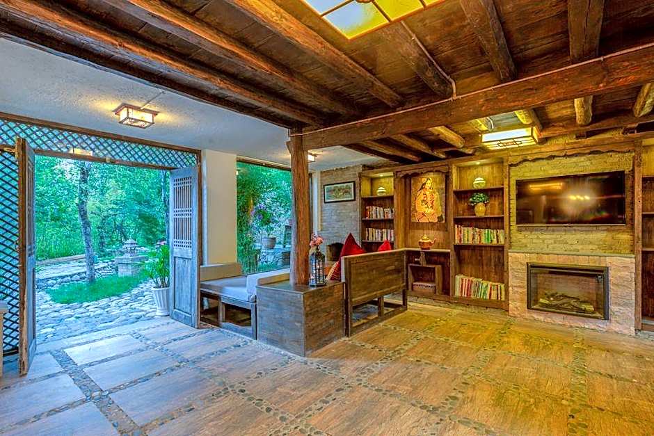 Lijiang E-Outfitting Boutique Hotel