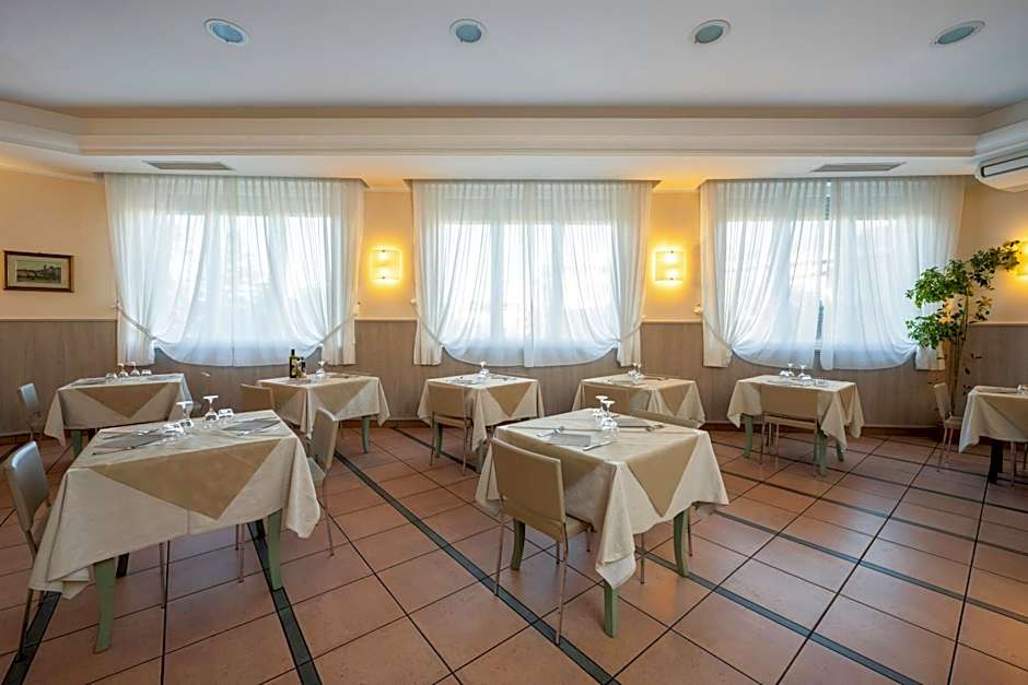 Hotel Mondial