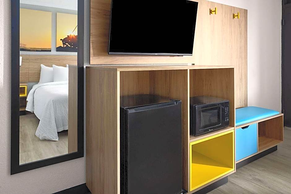 Days Inn by Wyndham Hinesville Near Fort Stewart