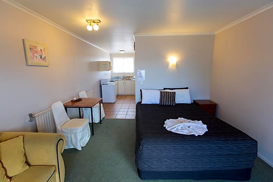 Gateway International Motel