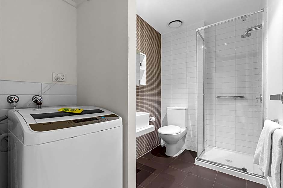 Comfort Apartments on Elizabeth