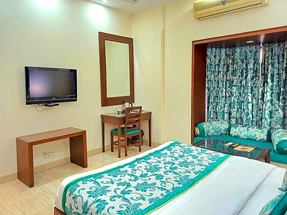 Siris 18 Hotel Gurgaon