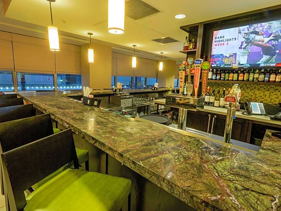 Hilton Garden Inn Buffalo Downtown