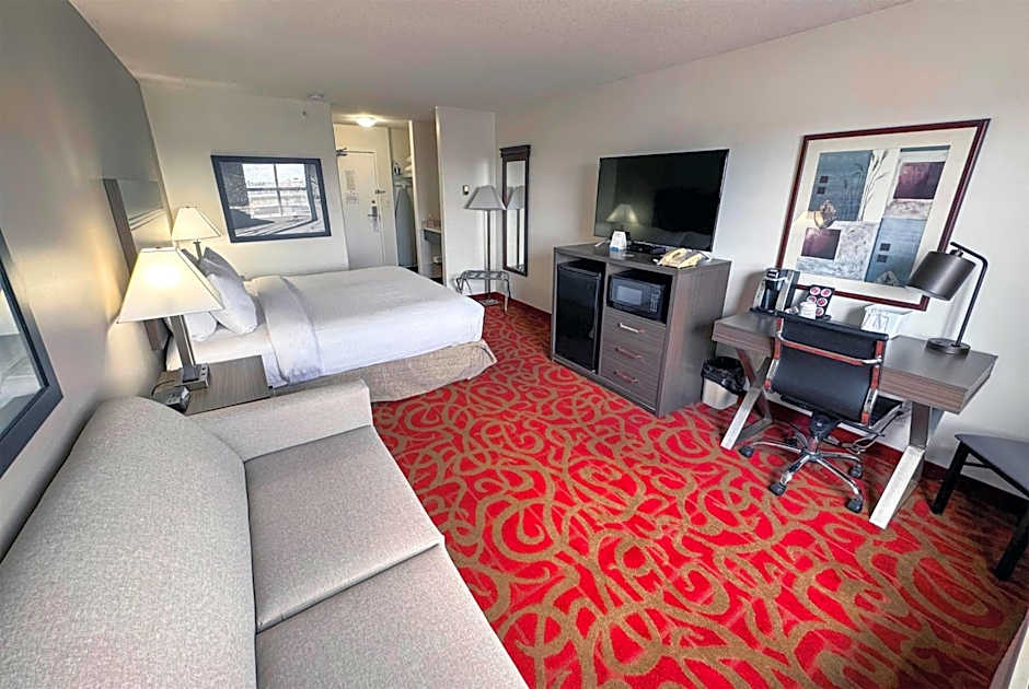 Ramada by Wyndham Sherwood Park