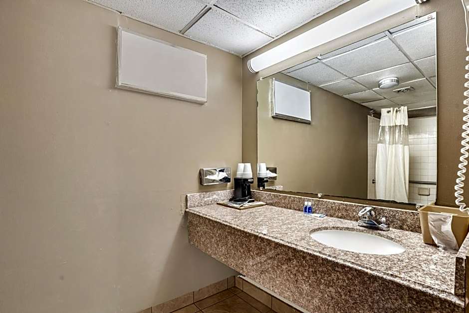 Devils Lake Inn By OYO Near Devils Lake Regional Airport