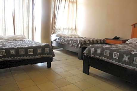 Basic Triple Room