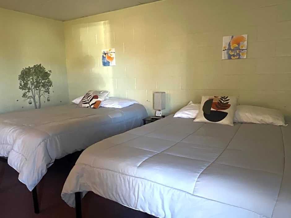 Midtown Inn & Suites