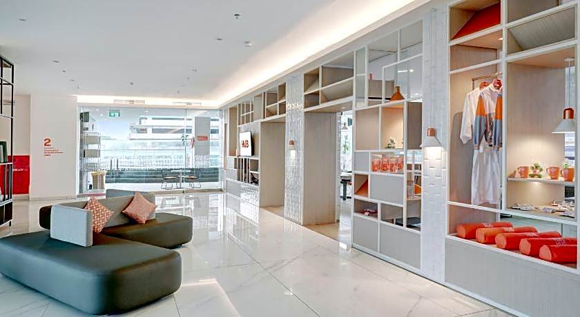 HARRIS Hotel & Conventions Bundaran Satelit Surabaya