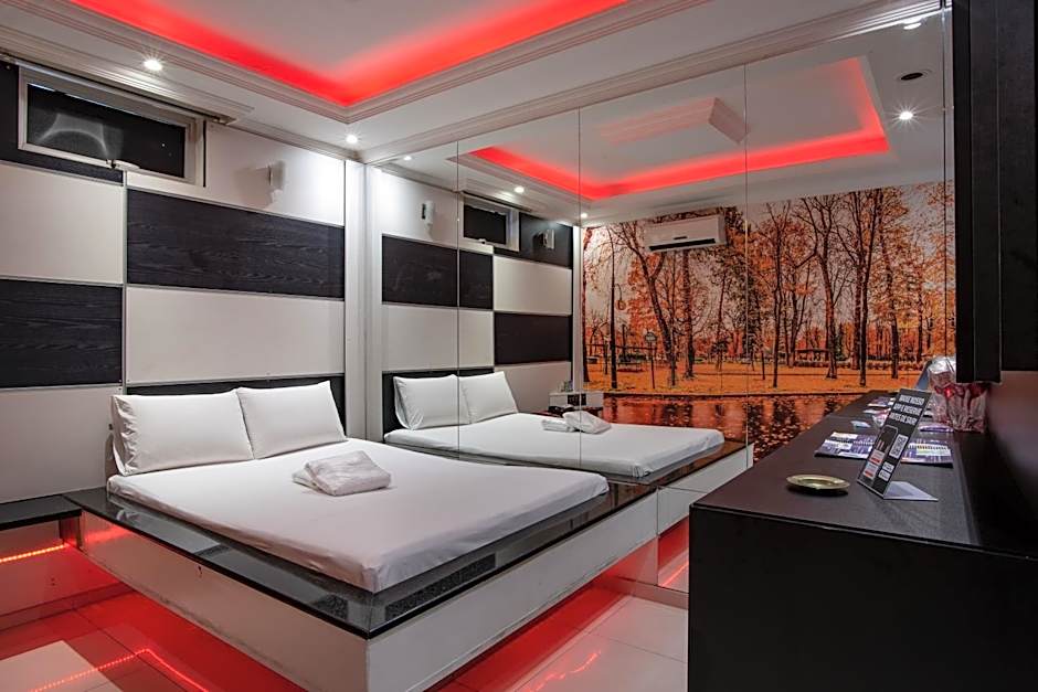 Motel Fantasy 2 (Adult Only)