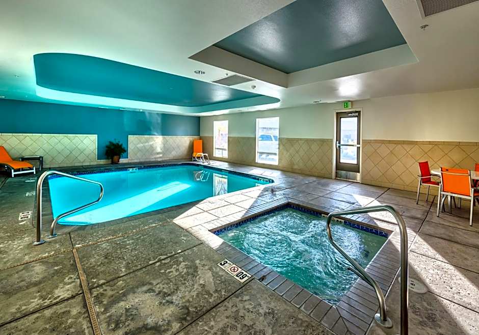 Holiday Inn Express & Suites Minden By IHG