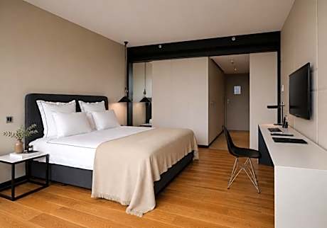 Superior Accessible Room