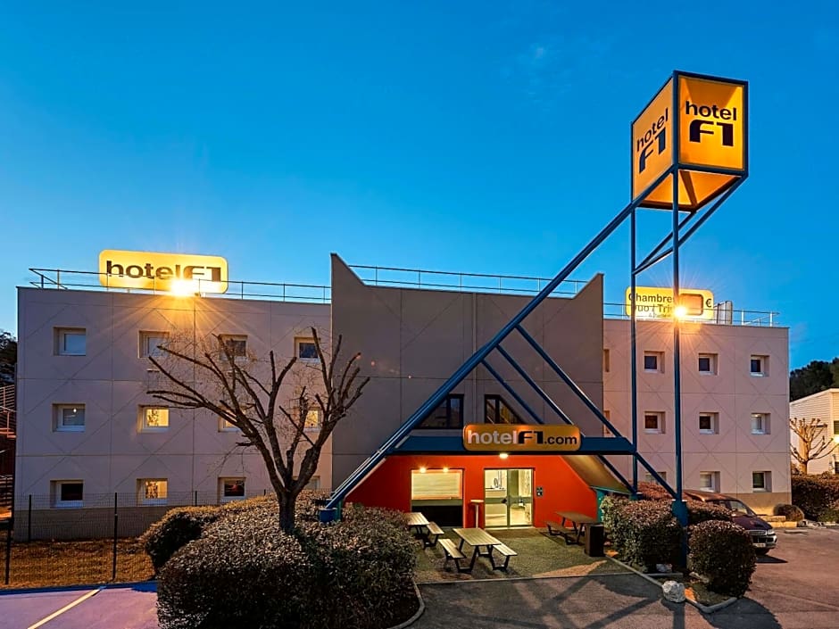 hotelF1 Beauvais