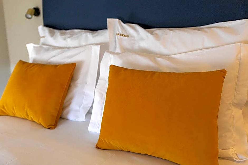 Mastro - Discoveries and Memories