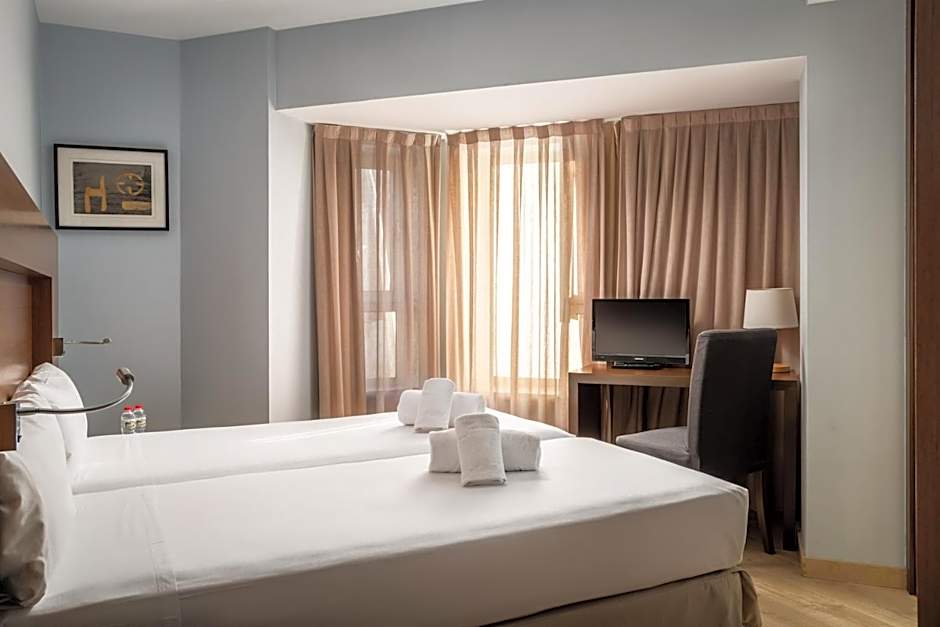 Hotel Madanis Liceo