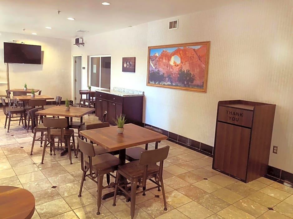 NavajoLand Inn