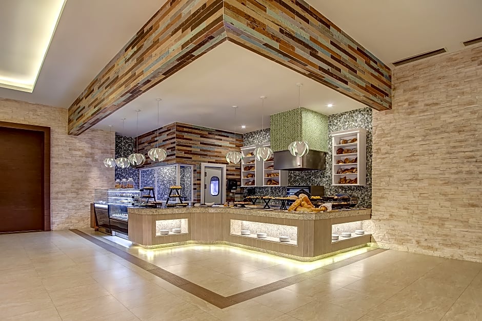 Royalton Negril An Autograph All-Inclusive Resort