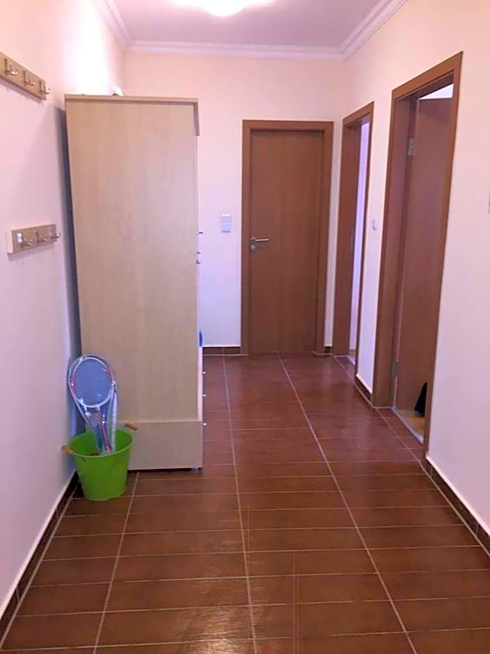 Cedar Lodge 3/4 Apartment Paradise