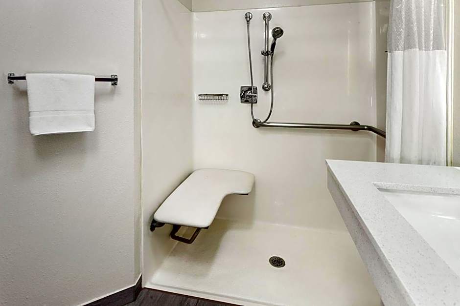 Candlewood Suites Harrisonburg by IHG