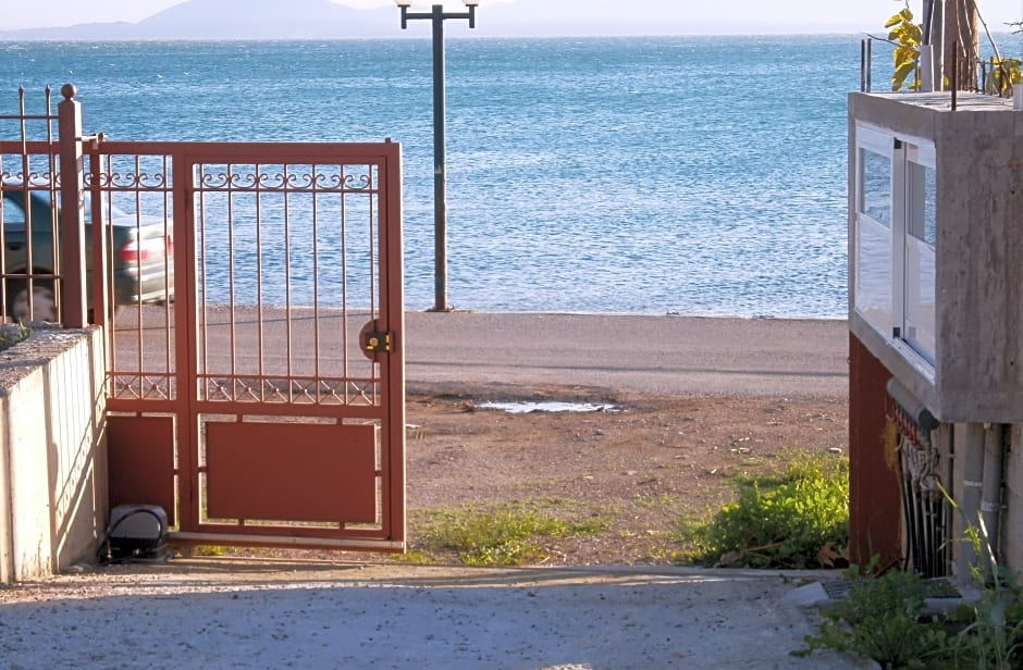 Artemis Marina Apartments