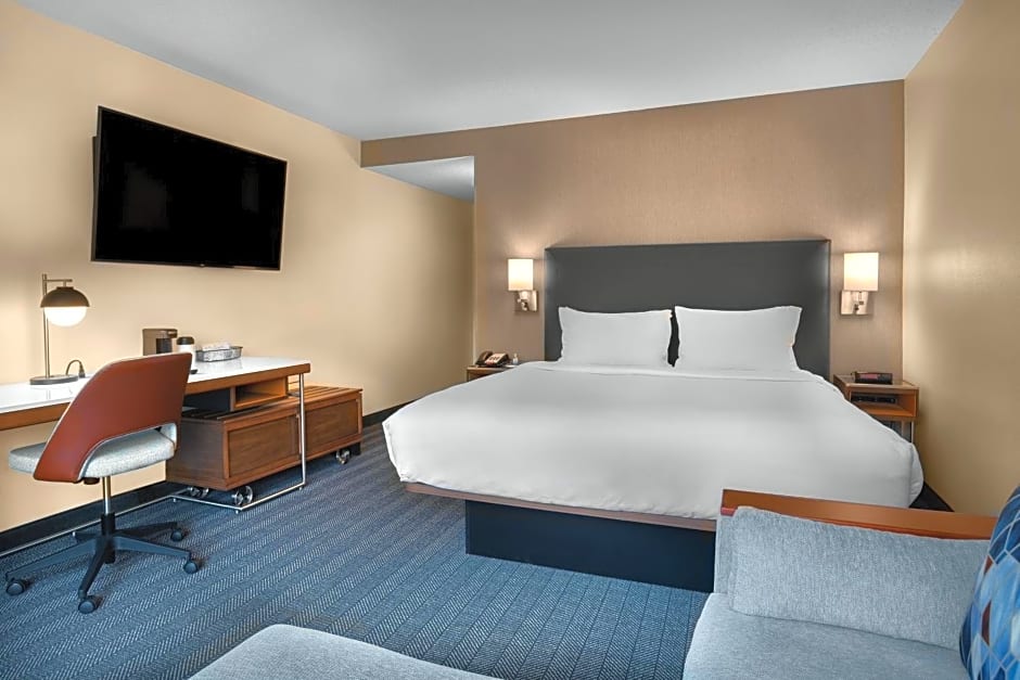 Courtyard by Marriott Winston-Salem Hanes Mall