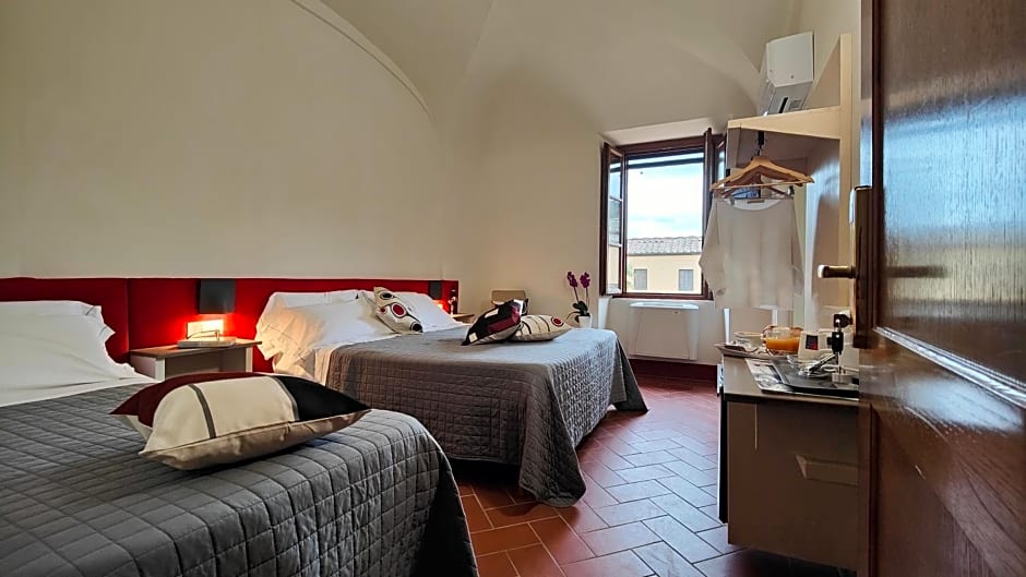 Chiostro Delle Monache Hostel Volterra