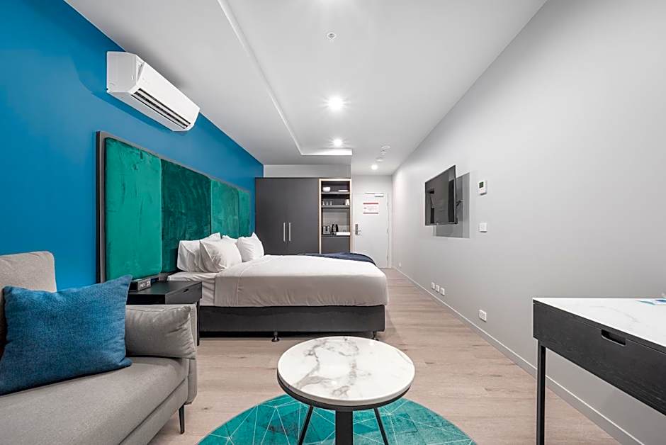 Oros Hotel and Apartments