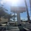 Paradise Inn & Suites