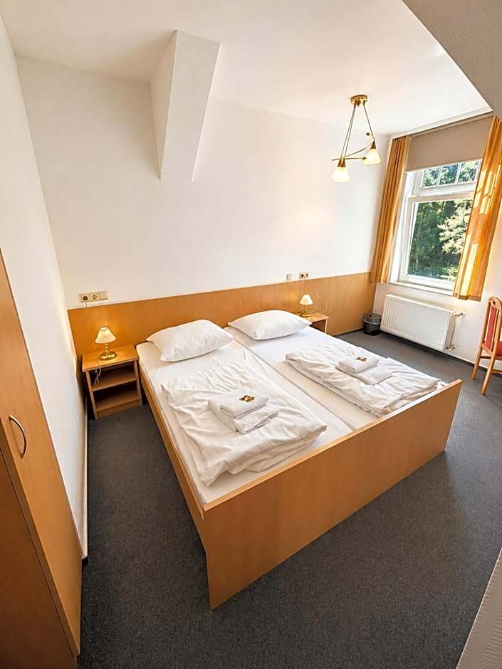 Waldgasthaus & Berghotel Steinerne Renne