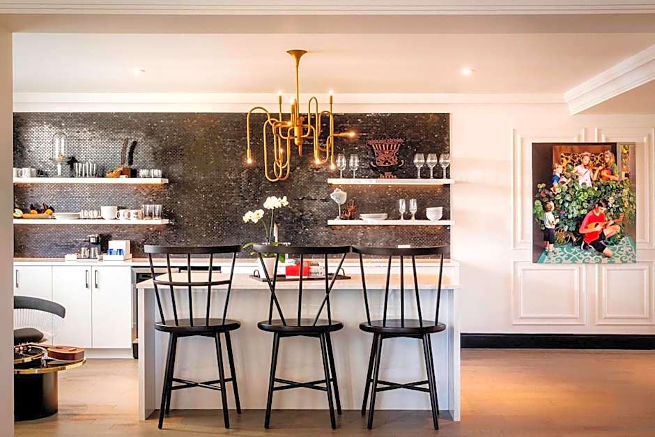 The Elizabeth Hotel, Autograph Collection by Marriott