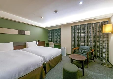 Deluxe Twin Room (3 Adults) - Non-Smoking