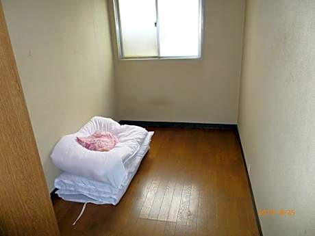 Japanese-Style Quadruple Room with Private Toilet - Non-Smoking - New Building