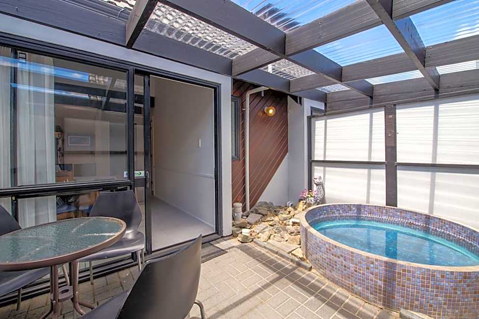 Wylie Court Motor Lodge