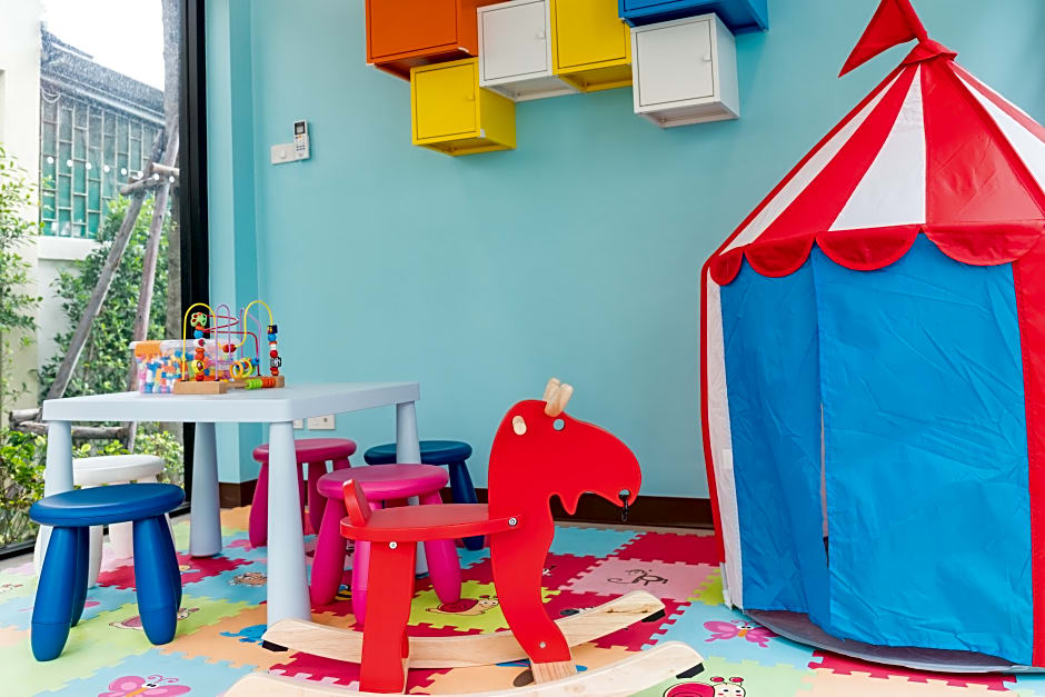 Golden Sea Pattaya Hotel