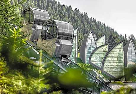 Tschuggen Grand Hotel - The Leading Hotels of the World