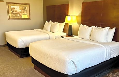 Queen Room with Two Queen Beds - Disability Access/Non-Smoking