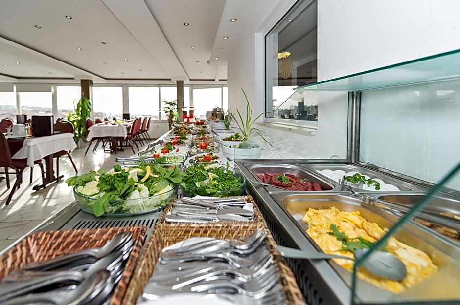 Kuran Hotel International