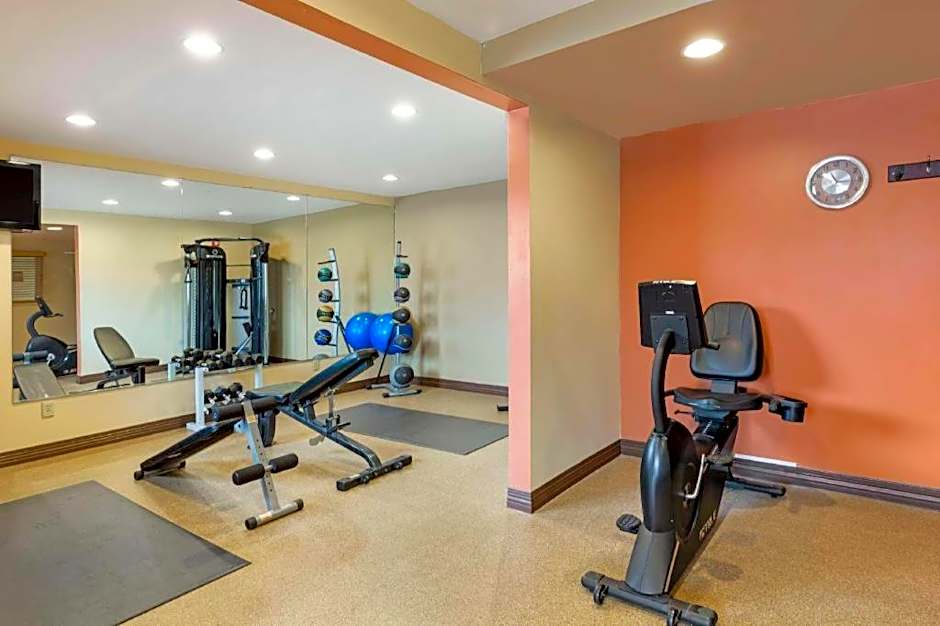 Best Western Plus The Inn At Sharon/Foxboro