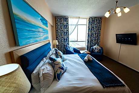 Self-catering Apartment with Sea View