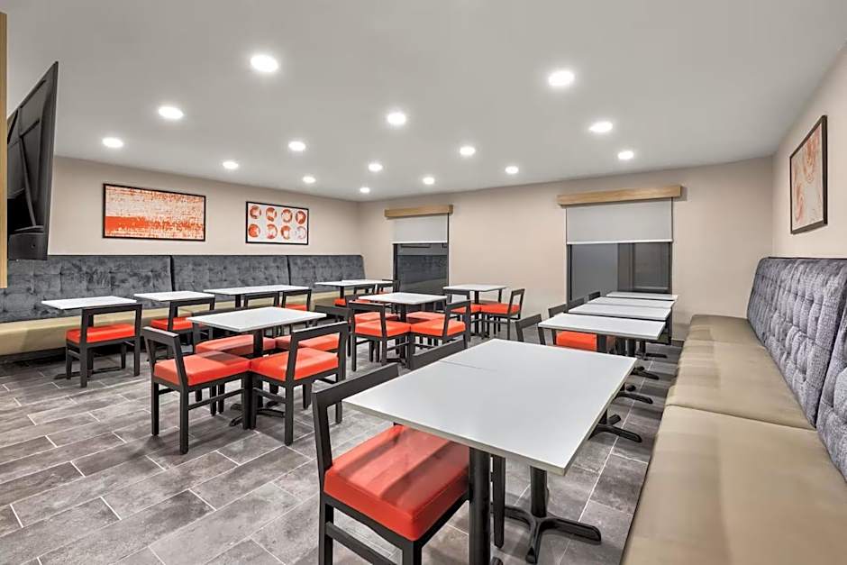 Hawthorn Extended Stay by Wyndham DFW Airport North