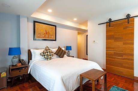 Maneeya Park Residence