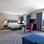 Hampton Inn & Suites Roanoke Downtown