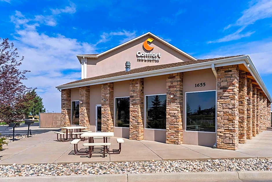 Comfort Inn & Suites Near University of Wyoming
